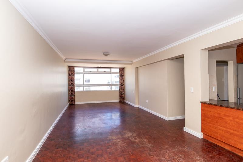 3 Bedroom Property for Sale in Sea Point Western Cape